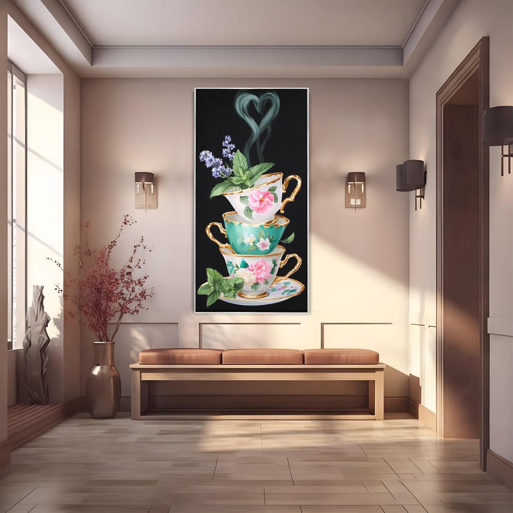 Tablou canvas cu stiva de cesti pictate cu flori, in rama de aluminiu argintiu